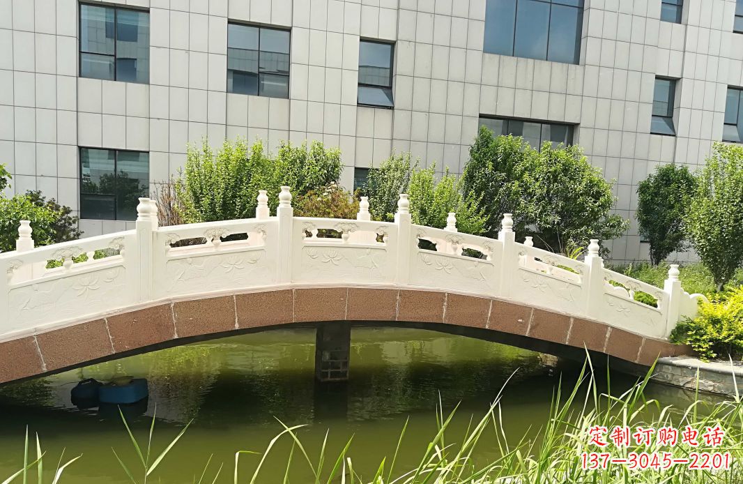 烟台公园汉白玉石拱桥 (4)