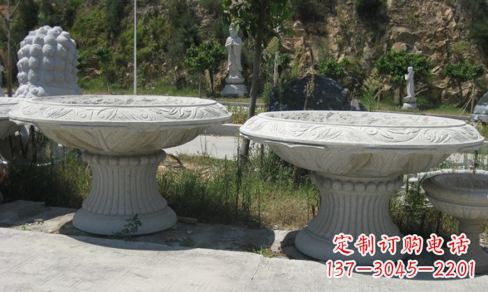 烟台美轮美奂的大理石花盆雕塑