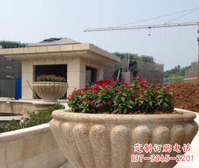 烟台公园景观花盆石雕