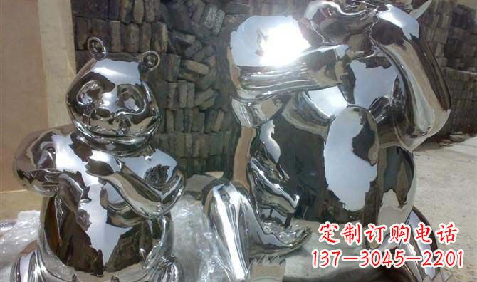 烟台真实不锈钢熊猫大型雕塑