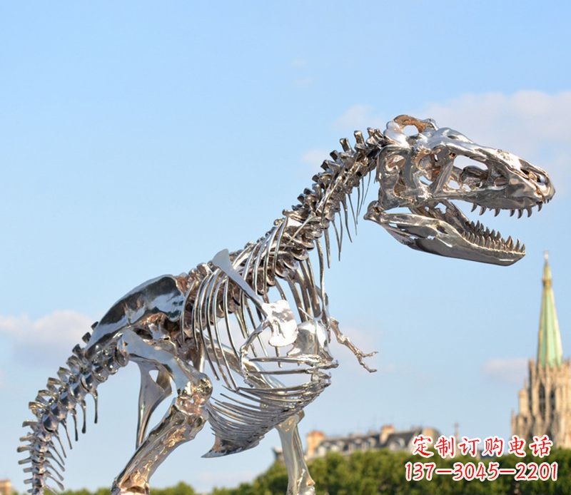 烟台不锈钢恐龙雕塑展现自然之美