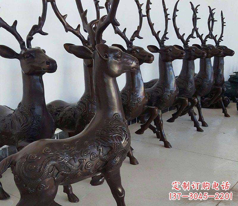 烟台公园龙凤浮雕梅花鹿动物铜雕