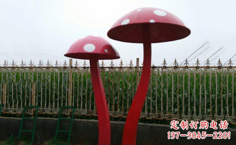烟台精致蘑菇不锈钢雕塑