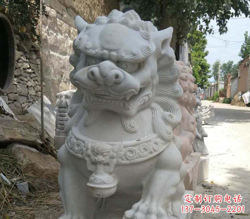烟台公园母子狮子景观石雕