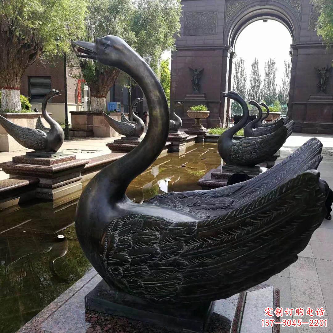 烟台精致天鹅铜雕