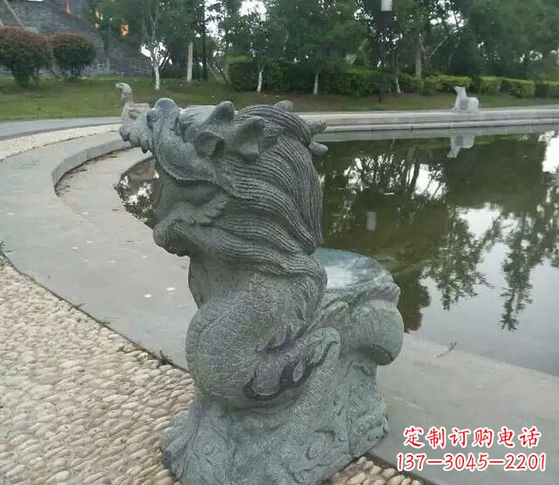 烟台中国十二生肖石雕