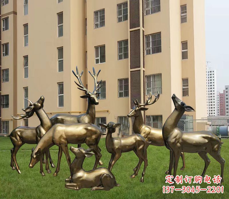烟台高贵典雅的梅花鹿铜雕