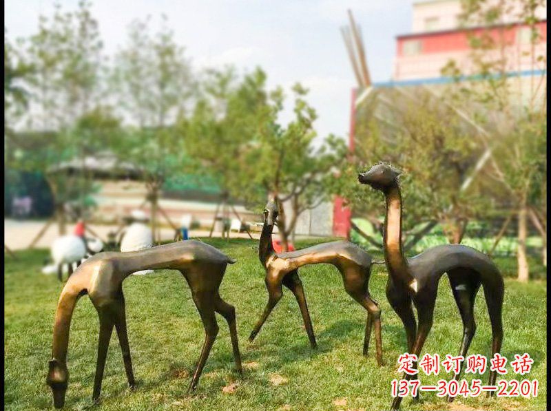 烟台艺术欣赏——梅花鹿雕塑