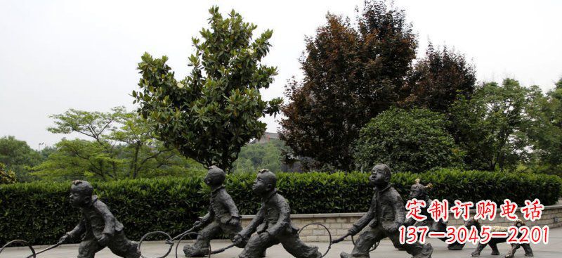 烟台精美推铁圈小品铜雕,让小孩更加可爱