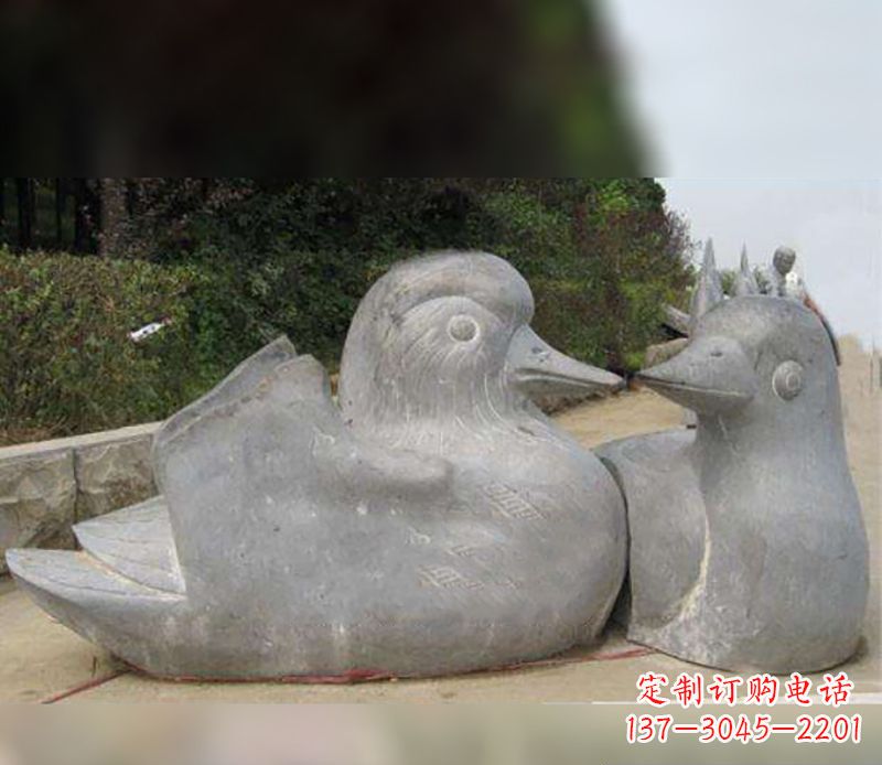 烟台中领雕塑传统鸳鸯石雕