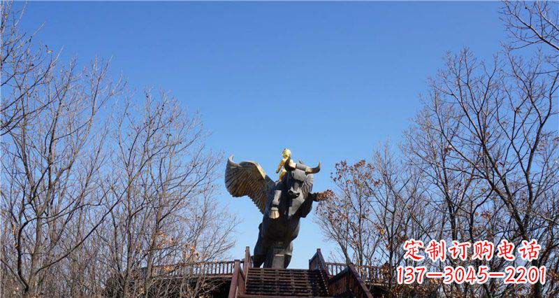 烟台精美铜雕雕塑——可爱小男孩站在飞牛上