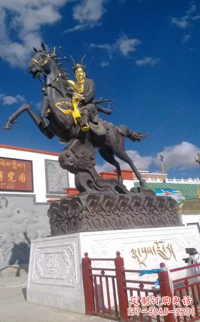 烟台古典骑马人物雕塑
