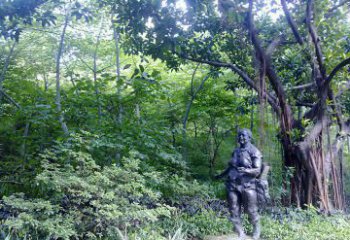 烟台铜雕西方女人人物雕塑