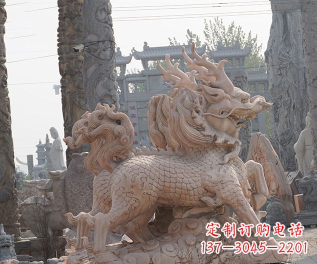 烟台中领雕塑:古典麒麟石雕,美丽传承