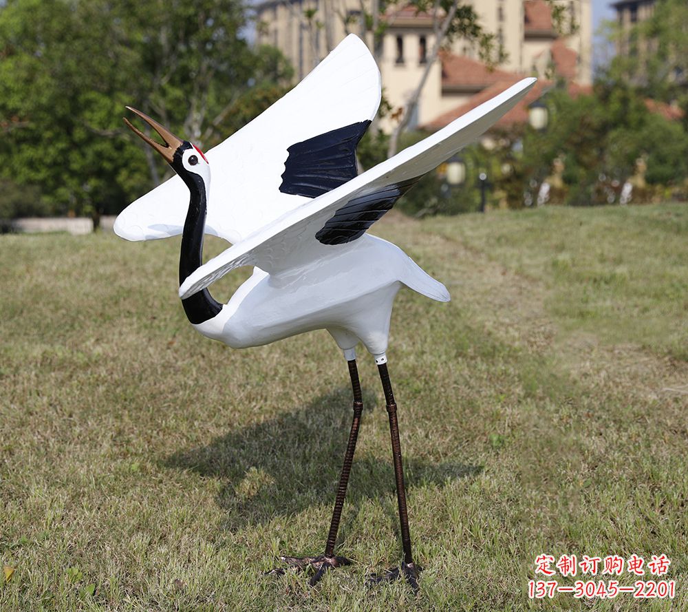 烟台贵族气质,匠心精神:古人仙鹤雕塑