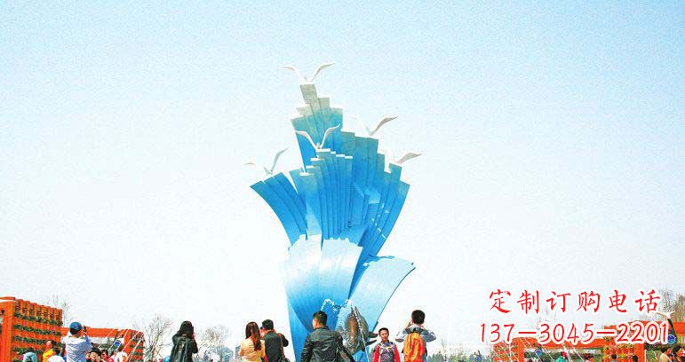 烟台光彩熠熠的海鸥雕塑