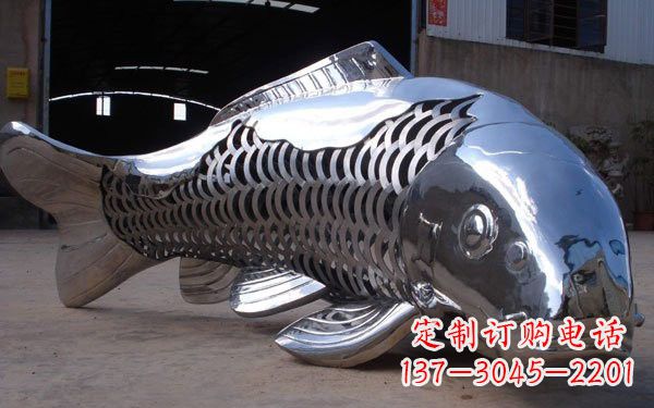 烟台广场不锈钢鲤鱼雕塑