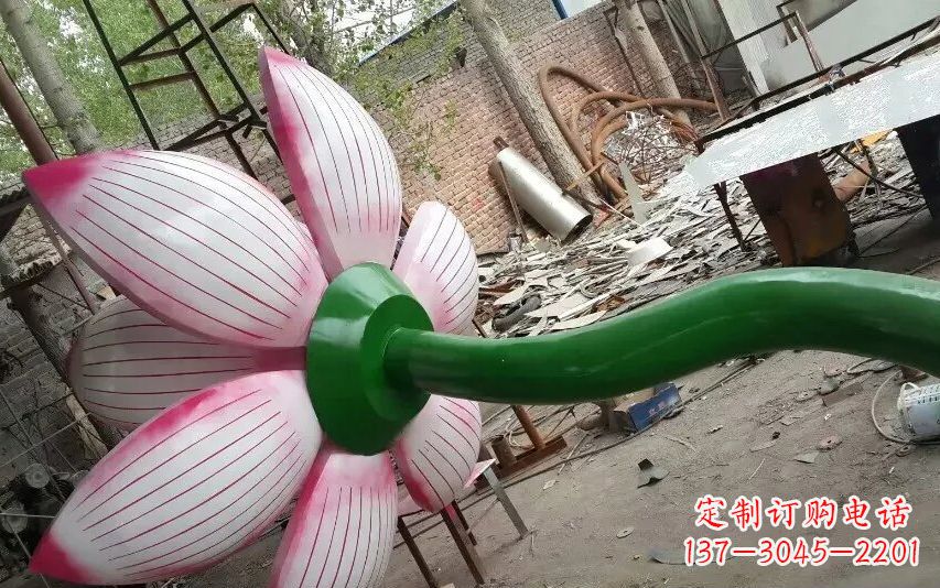 烟台中领雕塑-精致无比的不锈钢莲花雕塑