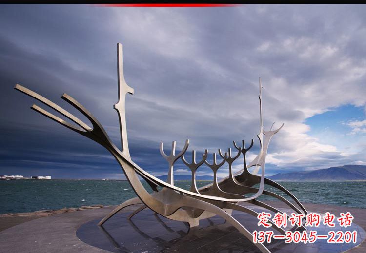 烟台广场不锈钢树枝景观雕塑