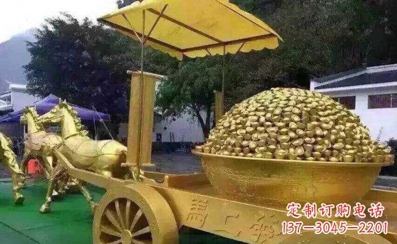烟台广场仿铜马拉车玻璃钢景观雕塑