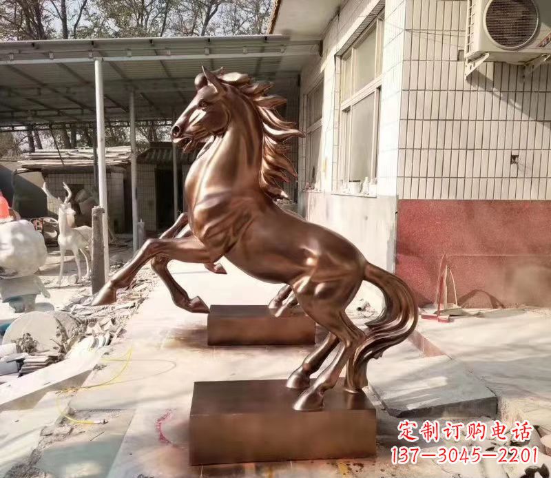 烟台广场飞马雕塑