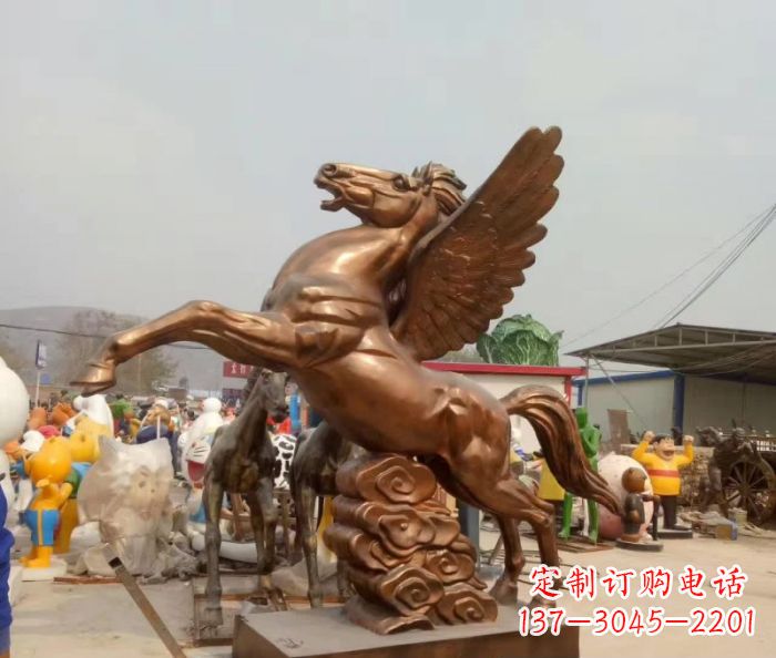 烟台广场飞马铜雕