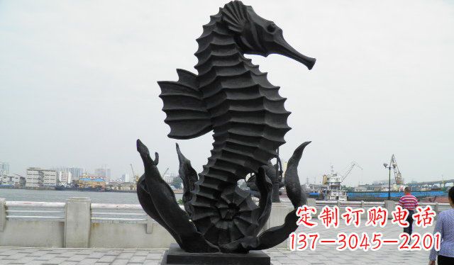 烟台广场海马铜雕
