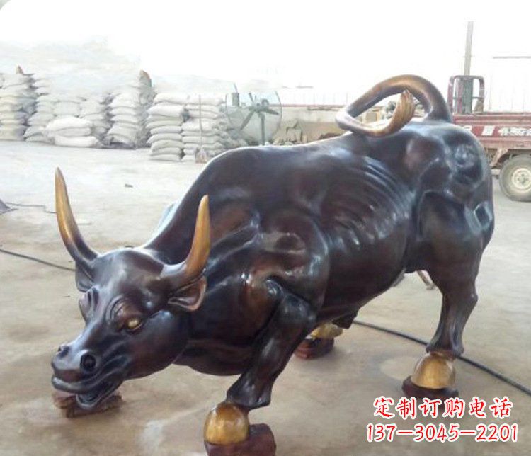 烟台牛玻璃钢仿铜动物雕塑-把动物雕塑带入生活