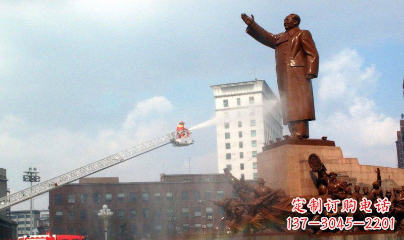 烟台精致雕塑,极致致敬——毛主席景观铜雕