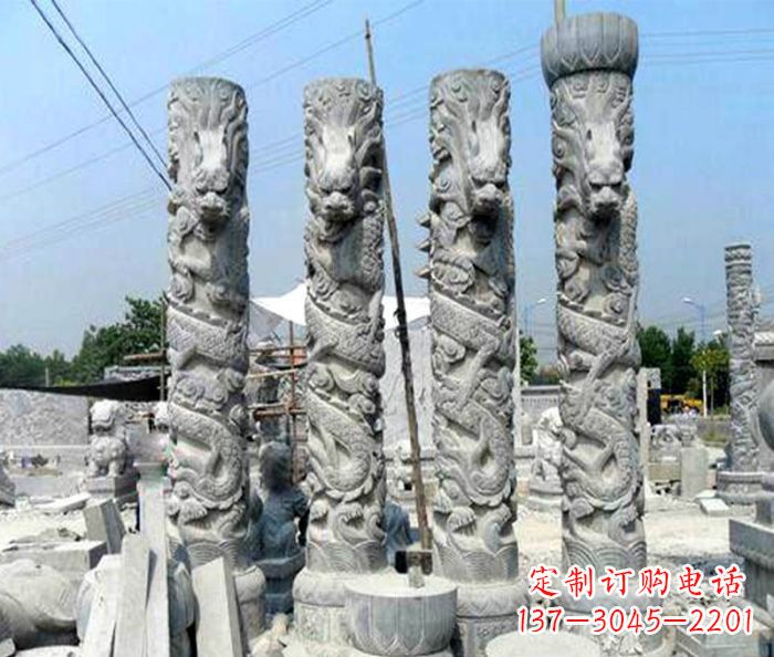 烟台浩大神秘的龙柱石雕