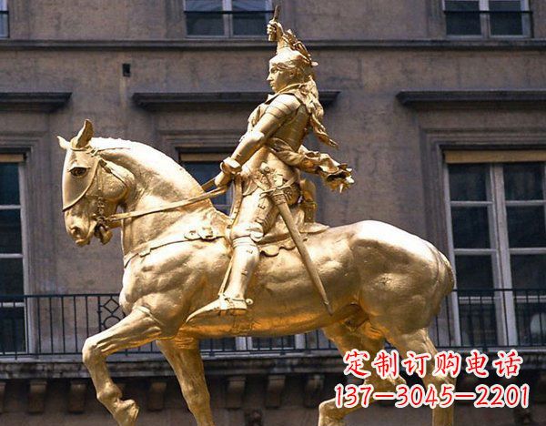 烟台广场骑马凯撒大帝人物铜雕