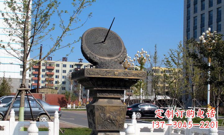 烟台中领雕塑专业定制日晷铜雕