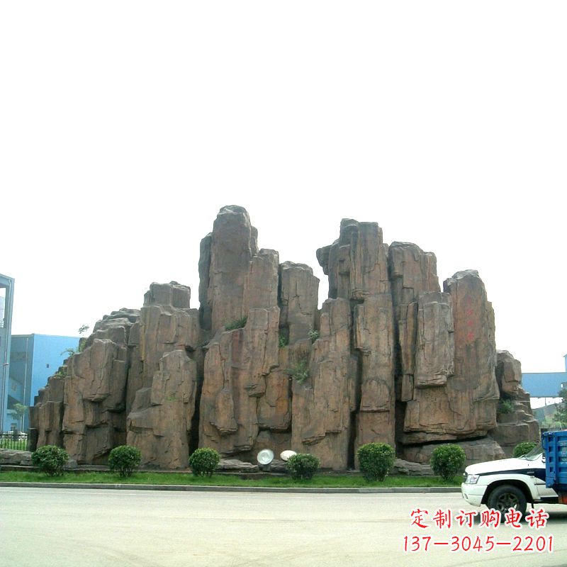 烟台中领雕塑:全球领先的广场塑石假山雕塑定制厂家