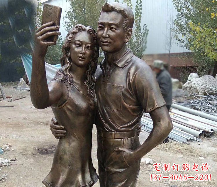 烟台中领雕塑:精美的情侣雕塑