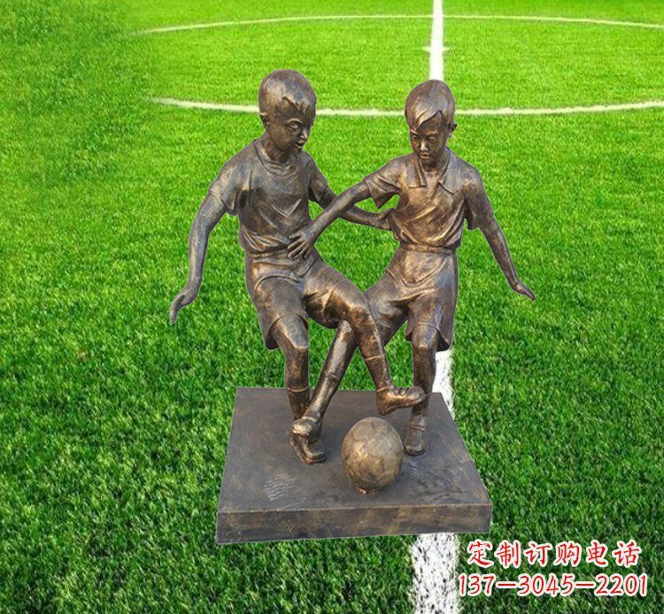 烟台广场铜雕踢足球小孩人物雕塑
