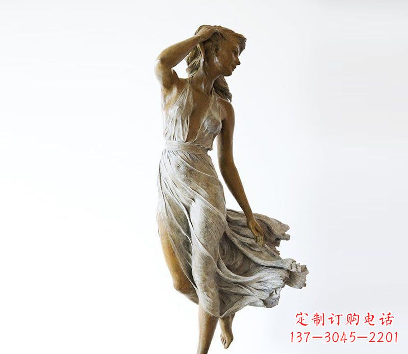 烟台空灵优雅的西方美女雕塑