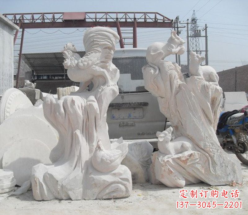 烟台中领雕塑,打造古典唯美的汉白玉公鸡雕塑