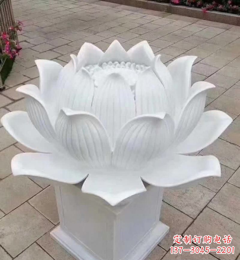 烟台汉白玉荷花雕塑,把温暖带入家中