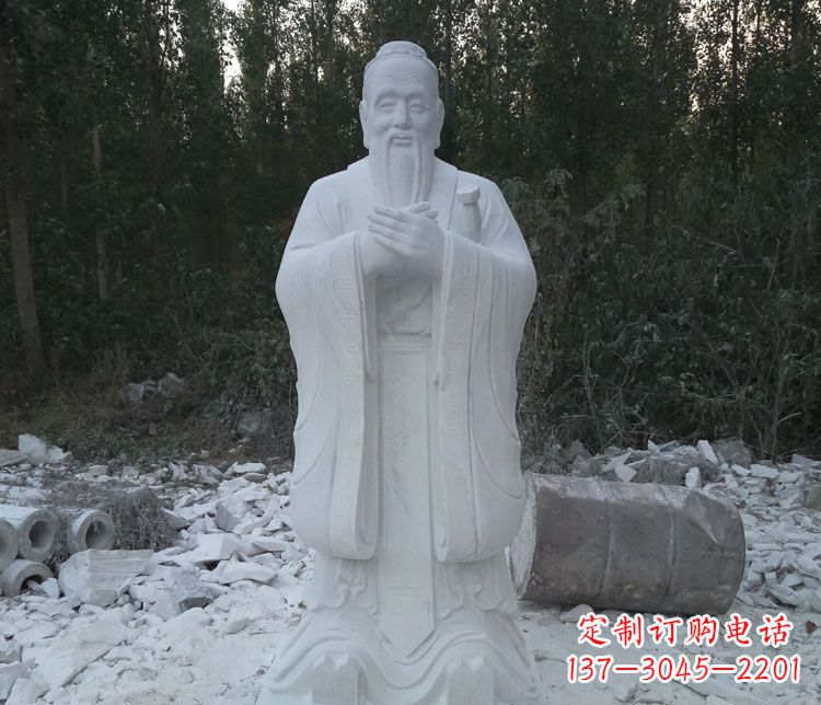 烟台传承中国文化的孔子雕塑
