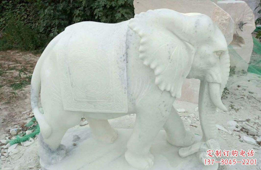 烟台山寨大象雕塑,唤醒宅邸辉煌