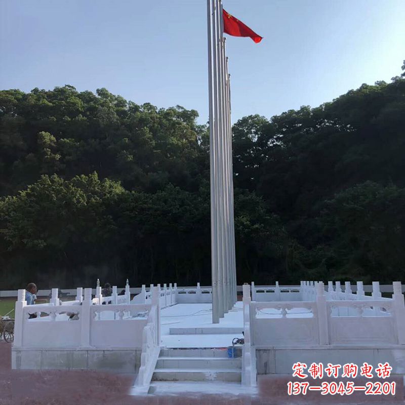 烟台中领雕塑是一家专业定制汉白玉石雕国旗台的…