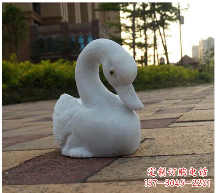 烟台汉白玉天鹅石雕塑,精美瑰丽