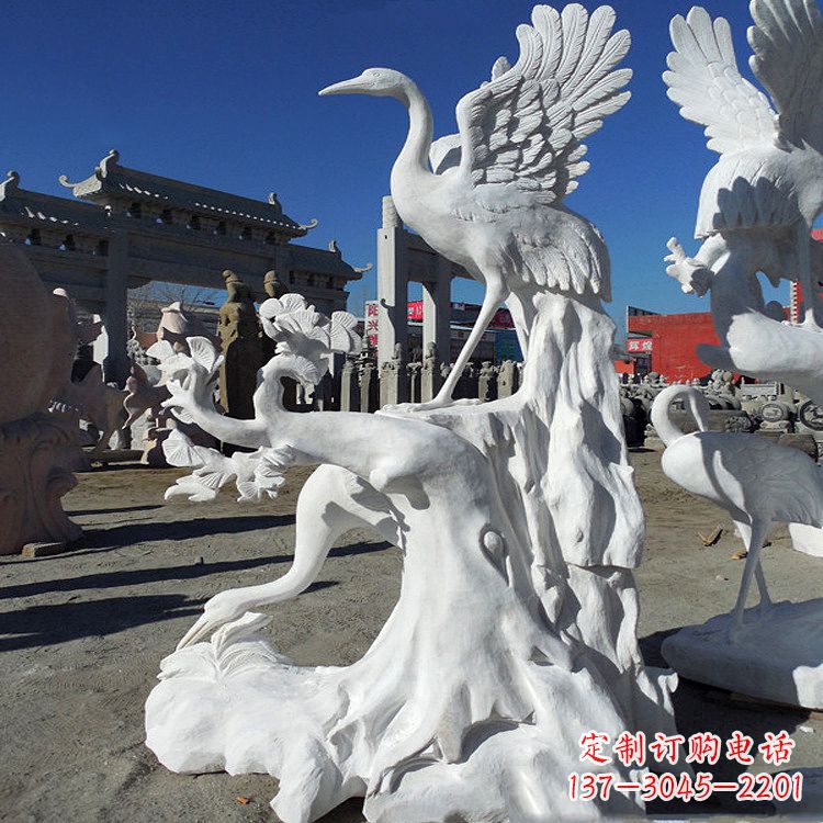 烟台汉白玉仙鹤景观石雕,让你的空间充满灵动之美