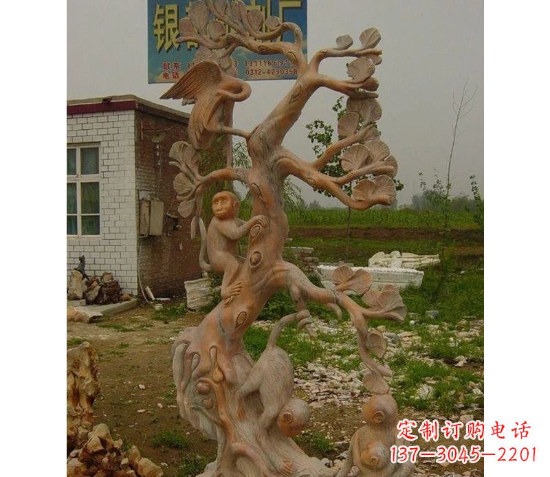 烟台猴子上树摘桃石雕