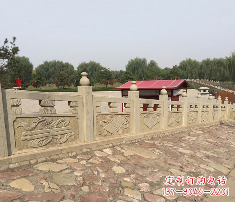 烟台护城河大理石栏板雕塑