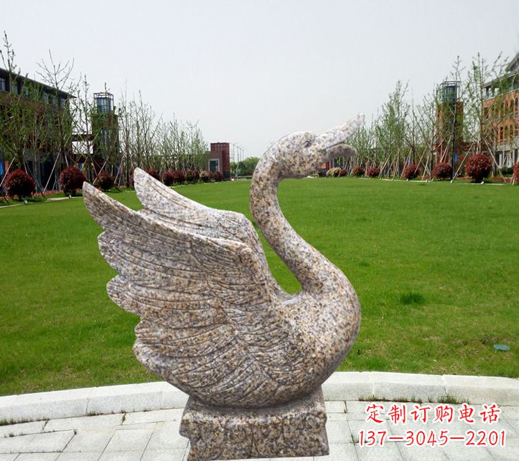 烟台中领雕塑推出的浪漫喷水天鹅雕塑,它是一件…