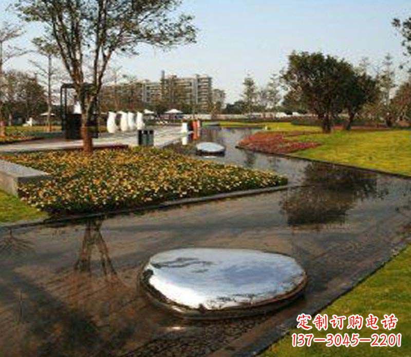 烟台花园不锈钢水滴景观雕塑