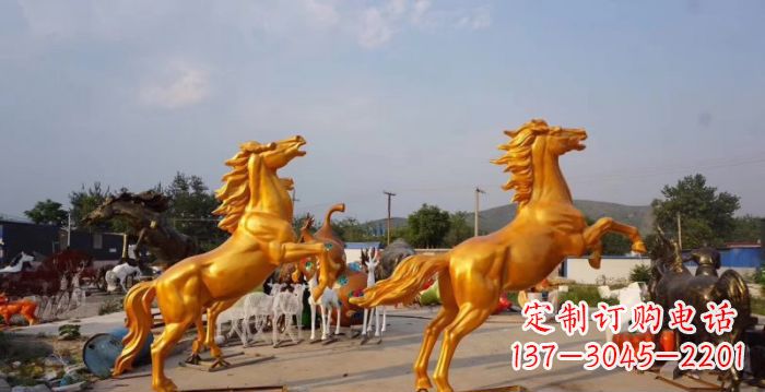 烟台黄铜色奔马铜雕