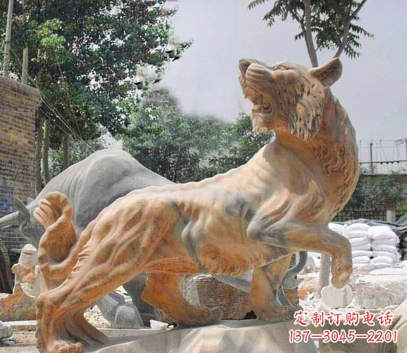 烟台象征力量与尊贵的老虎石雕