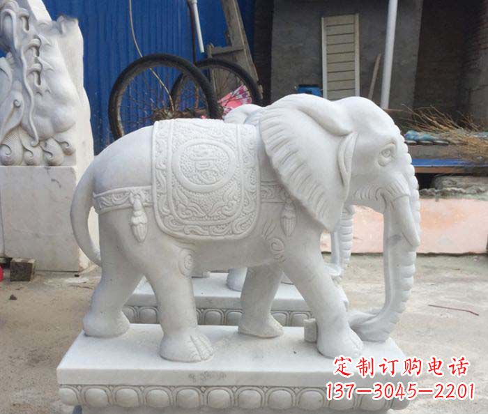 烟台精美大象雕塑,门口装点新灵感